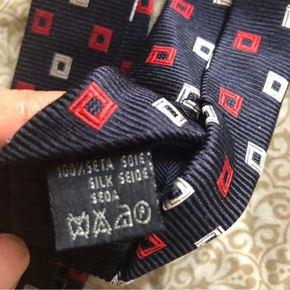 Burberry LONDON Mens Silk Necktie Casual - Picture 8 of 8